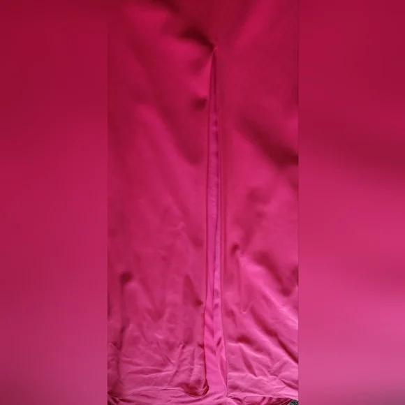 Pretty in Pink Off the shoulder Dress. SIZE: 6 COLOR: Pink - Picture 5 of 8